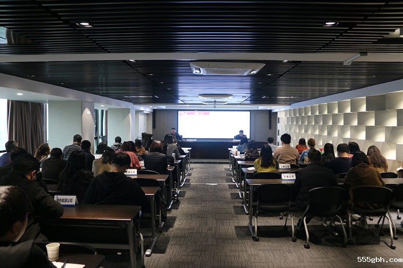 1614561386611943ehle.jpg 2021年度第一期法律大讲堂_副本.jpg