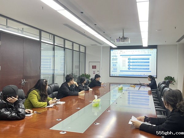 1639537283303257Byuu.jpg 智信公司组织开展新员工入职培训_副本.jpg