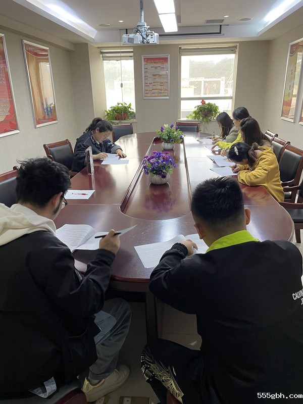 1651199798608983CVCX.jpg 延安知识竞赛照片_副本.jpg