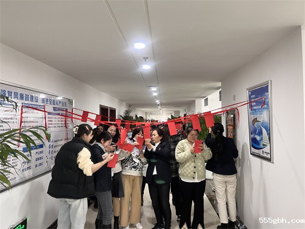 活动照片1.jpg