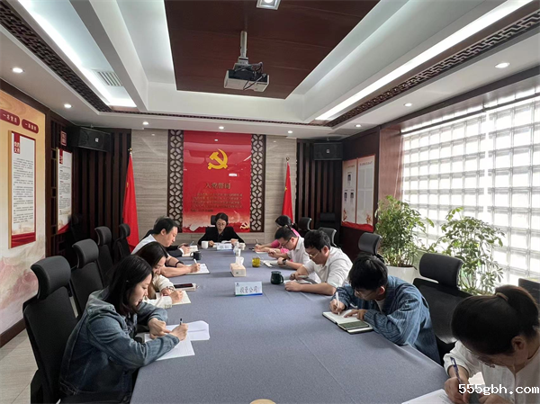 kaiyun彩票官网领导到投资公司进行习近平新时代中国特色社会主义思想主题教育宣讲.png