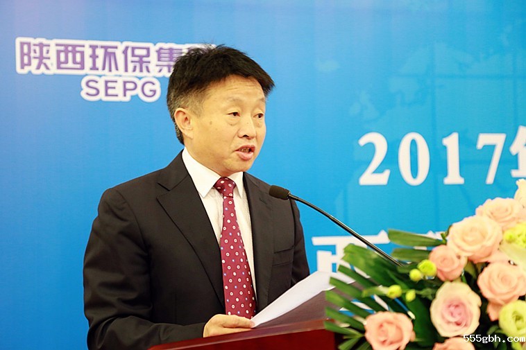 2017丝博会董事长.jpg